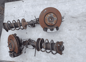 HYUNDAI IX35 10-15 MCPHERSON ZWROTNICA AMORTYZATOR LEWY PRZÓD ZACISK 4