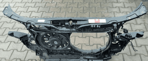 Audi A4 B6 2.5 TDI pas przedni wzmocnienie przod 3