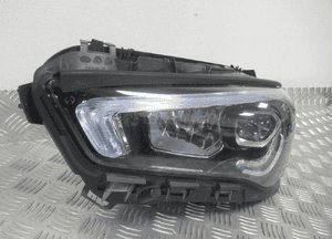 Lampa przednia przód lewa mercedes cla W118 X118 C118 full led 2019 4