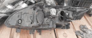 Przod przednia lampa prawa renault laguna 3 xenon !bez przetwornicy! 5