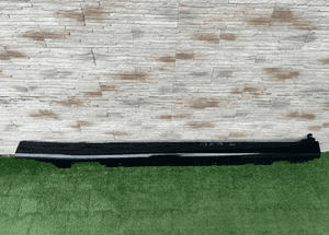 Listwa progowa bmw X1 F48 m pakiet prawa 475 1
