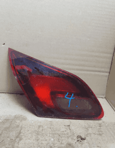 Lampa tylna lewa opel astra j 1