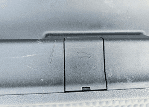Tapicerka Klapa 8K9867979 8K9867973 Osłona Klapy Bagażnika Schowek Trojkat Ramka Ciemne Soul AUDI A4 B8 Avant Kombi 12