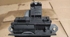 Zamek klapy tył ford nr 8M51-R442A66-CA 3