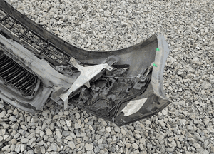 Zderzak przód przedni kompletny grill volvo V40 ii D2 2016-2019 lift 12