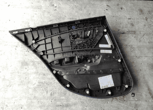 Bmw 1 E87 boczek tapicerka drzwi prawy tył tylny skóra 6978138-06 2