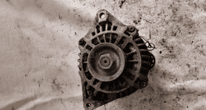 Alternator mitsubishi space runner space wagon 2.4 gdi MD358607 5