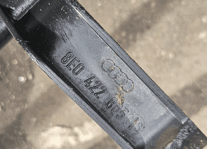 Audi A4 B6 B7 chłodnica oleju wspomagania 8E0422885 2
