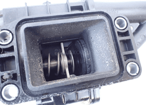 Obudowa termostatu 9670253780 volvo peugeot mondeo MK4 1.6 d 4