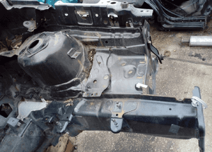 Mazda 5 podluznica przod przednia prawa lewa 3