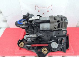 BMW G11 G12 G70 Pompa Kompresor zawieszenia 37206895101 6895101 5