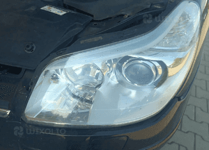 Citroen C5 II 04-08 lampa przód przednia prawa lewa xenon 3