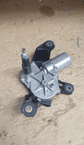 SILNICZEK WYCIERACZKI TYŁ OPEL ASTRA H HB HATCHBACK  0390201590 5