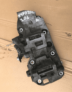 Łapa alternatora Bmw E90 E91 F10 F11 2.0d 8506863 1