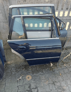drzwi prawe tył bmw e 39 kombi