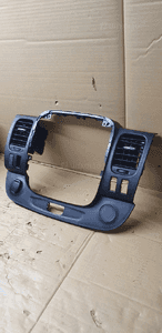 Ramka dekor radia konsoli Opel Vivaro B Trafic III 93452450 3