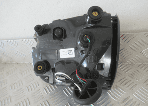 Lampa tylna tył lewa w klape citroen C5 aircross led 9816932880 13