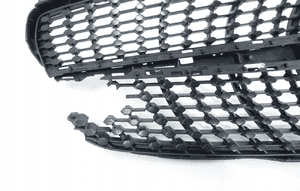 Mercedes a-klasa W176 lift kratka atrapa grill zderzak przód A1768882160 3