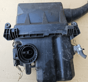 Toyota Yaris 1 I 1.0 VVTi obudowa filtra powietrza 22020-23010 17700-0J011 6