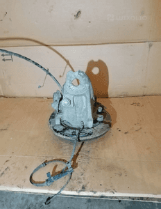 Zwrotnica piasta lewy tył tylna lewa wahacz BMW 5 E39 3.0D 7