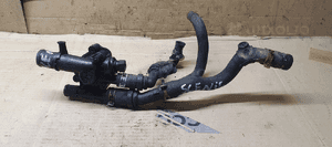 Obudowa termostatu termostat przewód wąż Renault Scenic II 1.9 DCI 2