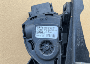 Potencjometr pedał gazu 9X23-9F832 Jaguar XF X250 2