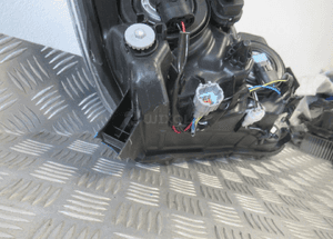 Lampa przednia przód lewa nissan micra K14 2016- 16