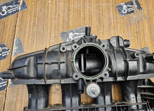 Kolektor Ssacy 06H133185AE Klapy Nastawnik Czujnik 2.0 TFSI CDN Audi A4 B8 A5 8T Q5 14