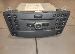 Mercedes W204 lift c-klasa radio cd panel radioodtwarzacz stan bdb 6