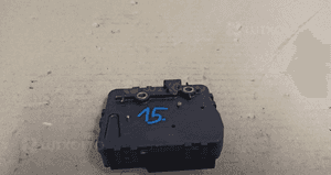 # ZAMEK SZYBY TYŁ BMW E61 nr 8218849 2