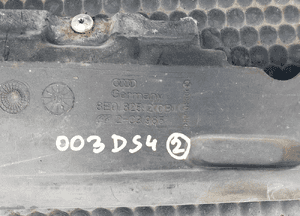 Osłona 8E0825209C 8E0825210B Plastik Podwozia Podłogi Prawa Lewa Audi A4 B6 B7 Sedan Kombi 23