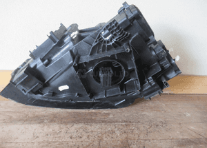 LAMPA PRZEDNIA PRZÓD PRAWA AUDI Q2 FULL LED 2016-2020 19