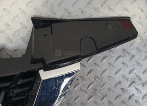 ATRAPA GRILL ZNACZEK Nissan Juke I F15 lift 14- 4