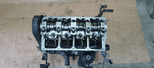 Silnik słupek blok silnika VW Golf V Plus 1.9 TDI BKC 2