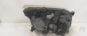 Przod przednia lampa lewa toyota avensis T25 3