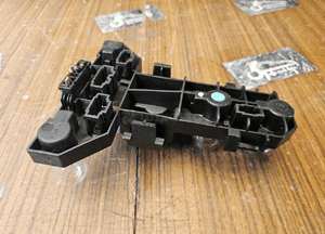 Wkład Listwa Lampy Mocowanie Gniazdo Żarówki Tyl Tylne Lewe Prawe VW Golf IV 4 Hatchback 13