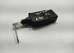 MODUŁ SIŁOWNIK ZAMKA CENTRALNEGO PRAWY PRZÓD PRZEDNI LAND ROVER DEFENDER 2