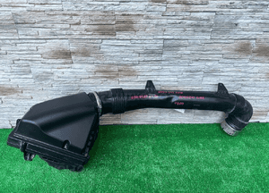 Obudowa filtra powietrza bmw M2 G87 M3 G80 G81 M4 G82 G83 8097045 8095810 1