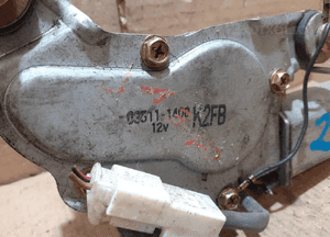 KIA CARENS II 02-06 2.0CRDI SILNICZEK WYCIERACZKI TYŁ TYLNEJ 03511-1400 2