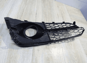 KRATKA ZDERZAKA LEWA AUDI A8 D4 S8 LIFT oryginał 5