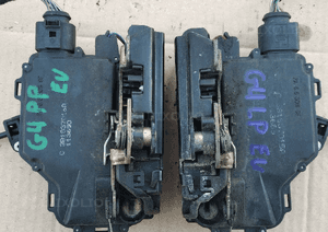VW Golf IV 4 zamek drzwi przod przednich prawy