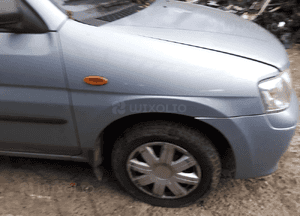 Mazda Demio Błotnik przód przedni  Prawy lift w kolor 18G 22V 2