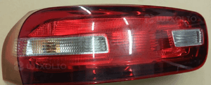 Citroen C4 Picasso II lampa tył tylna prawa lewa w klapę 4