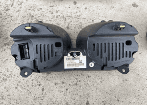 SMART FORFOUR diesel BENZYNA LICZNIK predkosciomierz 5