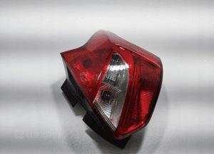 Lampa prawa tył tylna ford focus MK3 iii BM51-13404-A hatchback 2010-2014 3