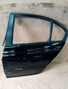 Drzwi lewy tył tylne lewe BMW 3 E46 Sedan 668 1
