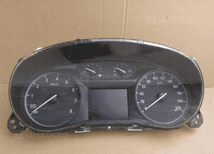 Zegary licznik liczniki 42654684 benzyna opel mokka 1
