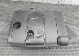 Pokrywa 03C129607 06A103638A Silnika Obudowa Oslona 1.6 FSI  VW Golf 5 V Touran 2