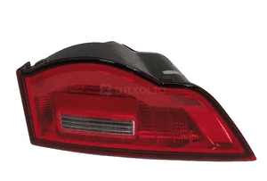 Jaguar f-pace X761 lampa prawa tył tylna w klapie bagażnika oryginał 1