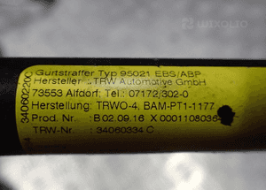 NAPINACZ PASA LEWY PRZÓD ALFA GIULIETTA 34060334 C 3
